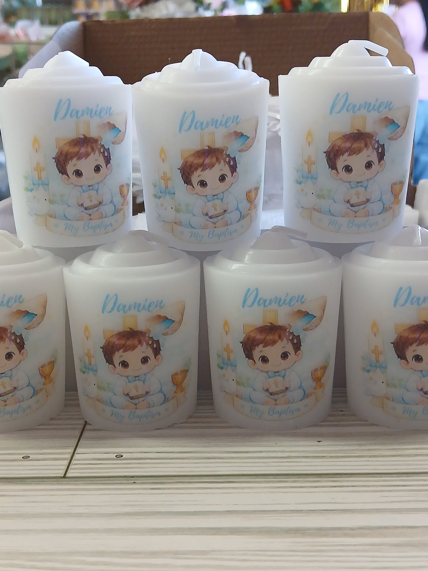 Personalized candles with ribbon